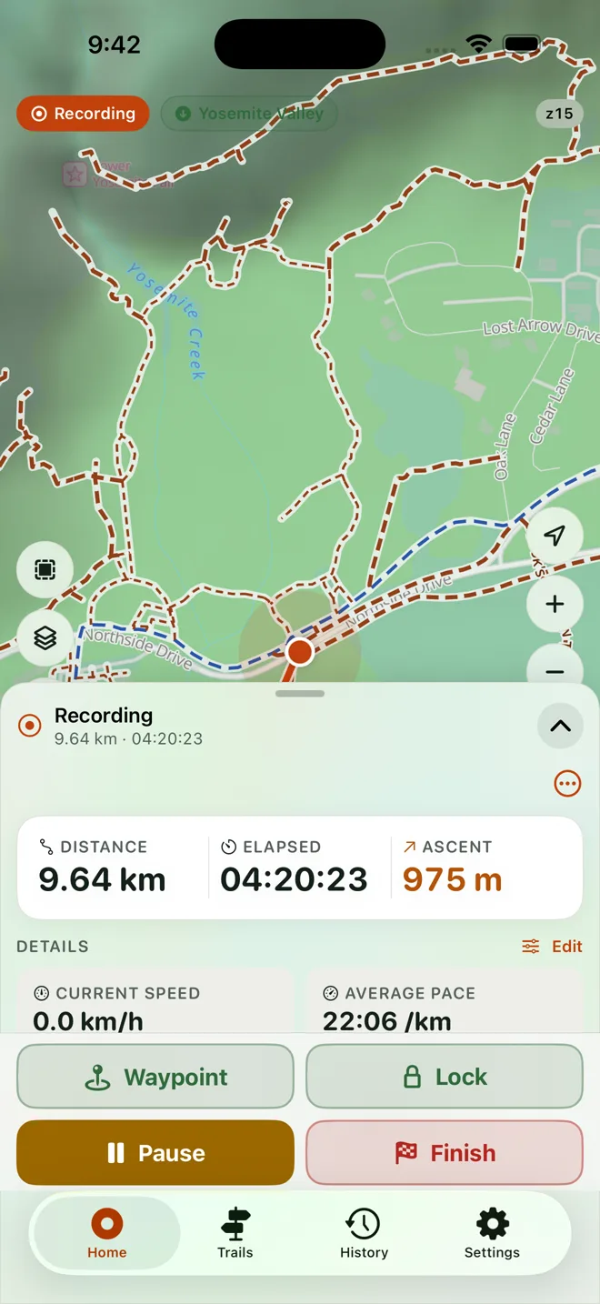 HikeGPS active hike screen showing a route and live statistics
